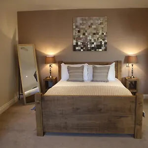 The Woodman Inn